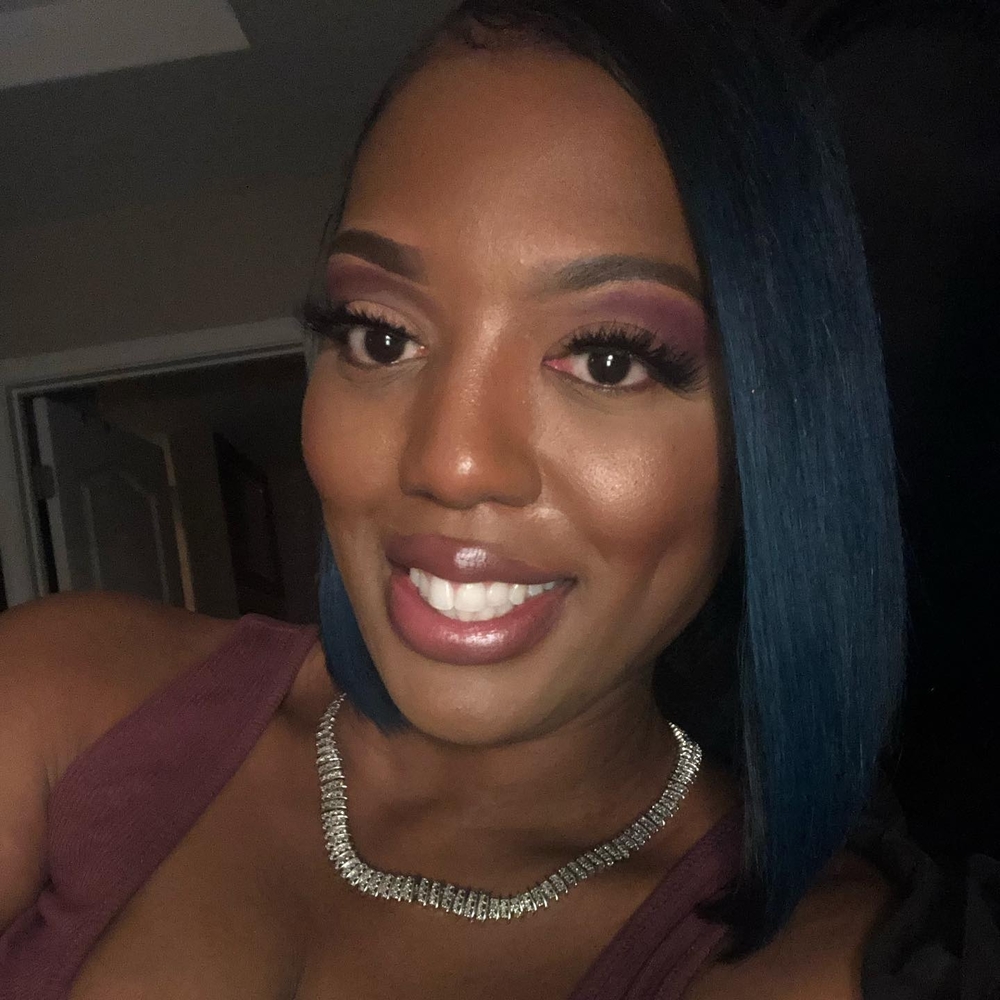 Meet your Posher, Latasha